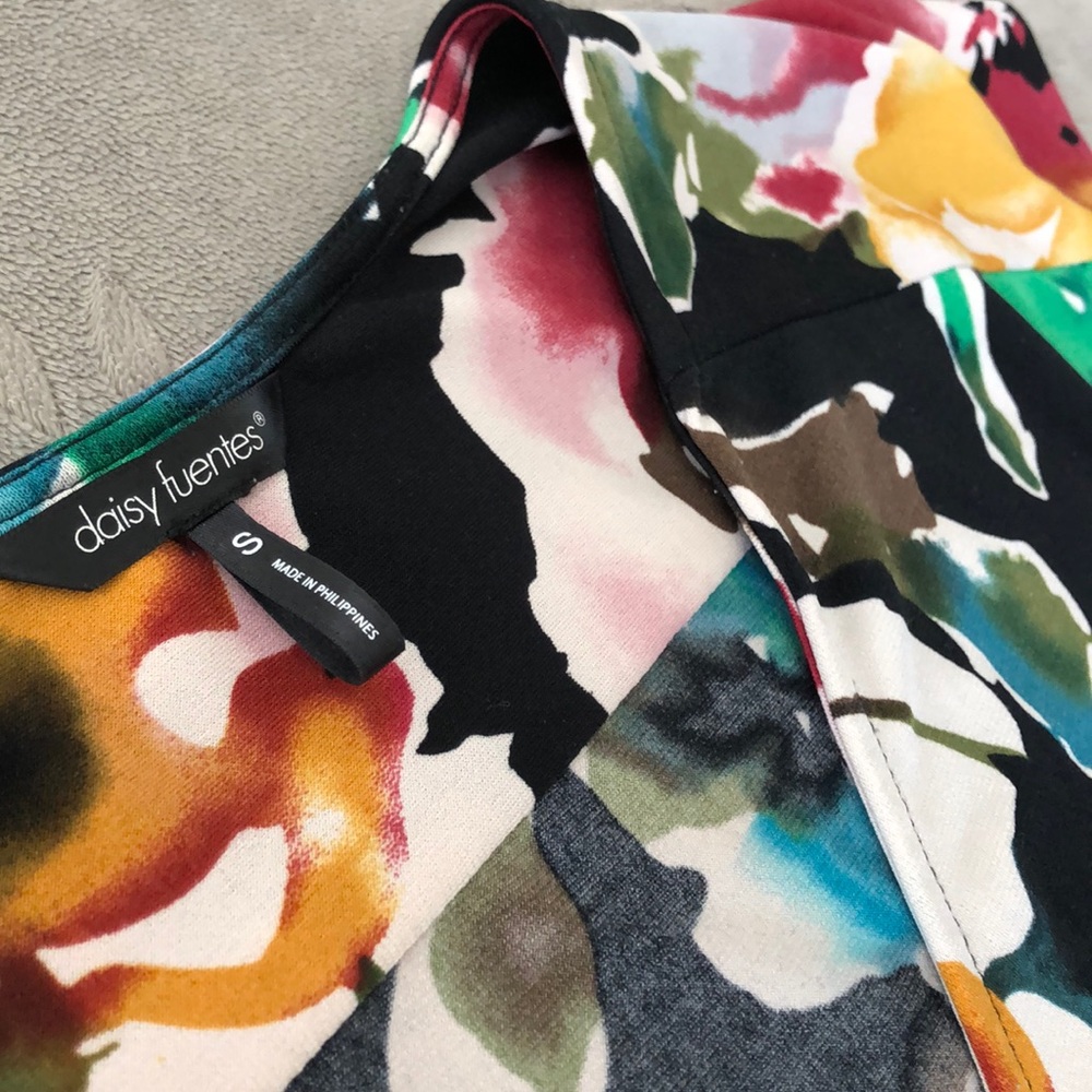 Daisy Fuentes wrap dress